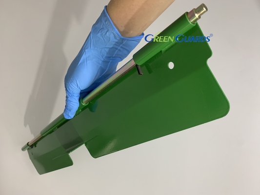 OEM เครื่องตัดกลมสแตนดาร์ด คิต Deflector GAUC12307 สําหรับ Deere Fairway Mower Support