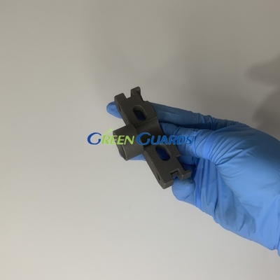 อะไหล่เครื่องตัดหญ้า Half Clamp - Roller Bkt GTCU28987 Fits Johndeere